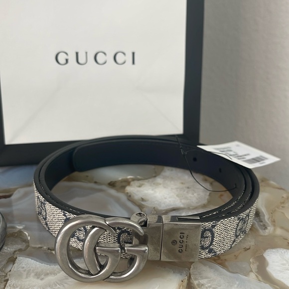 $950 New Authentic GUCCI Belt 95-38 GG LOGO Silver Signature Canvas Navy Blue - Picture 4 of 11